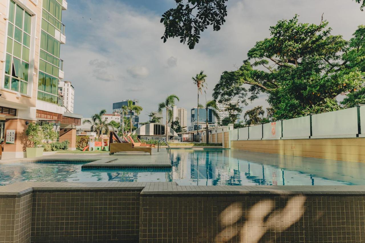 Ayala Mall 10Mins Walk Cebu City Apartment & Pool Exterior foto